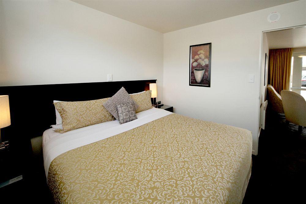 Salerno Motel Apartments Christchurch Eksteriør bilde A room at the hotel
