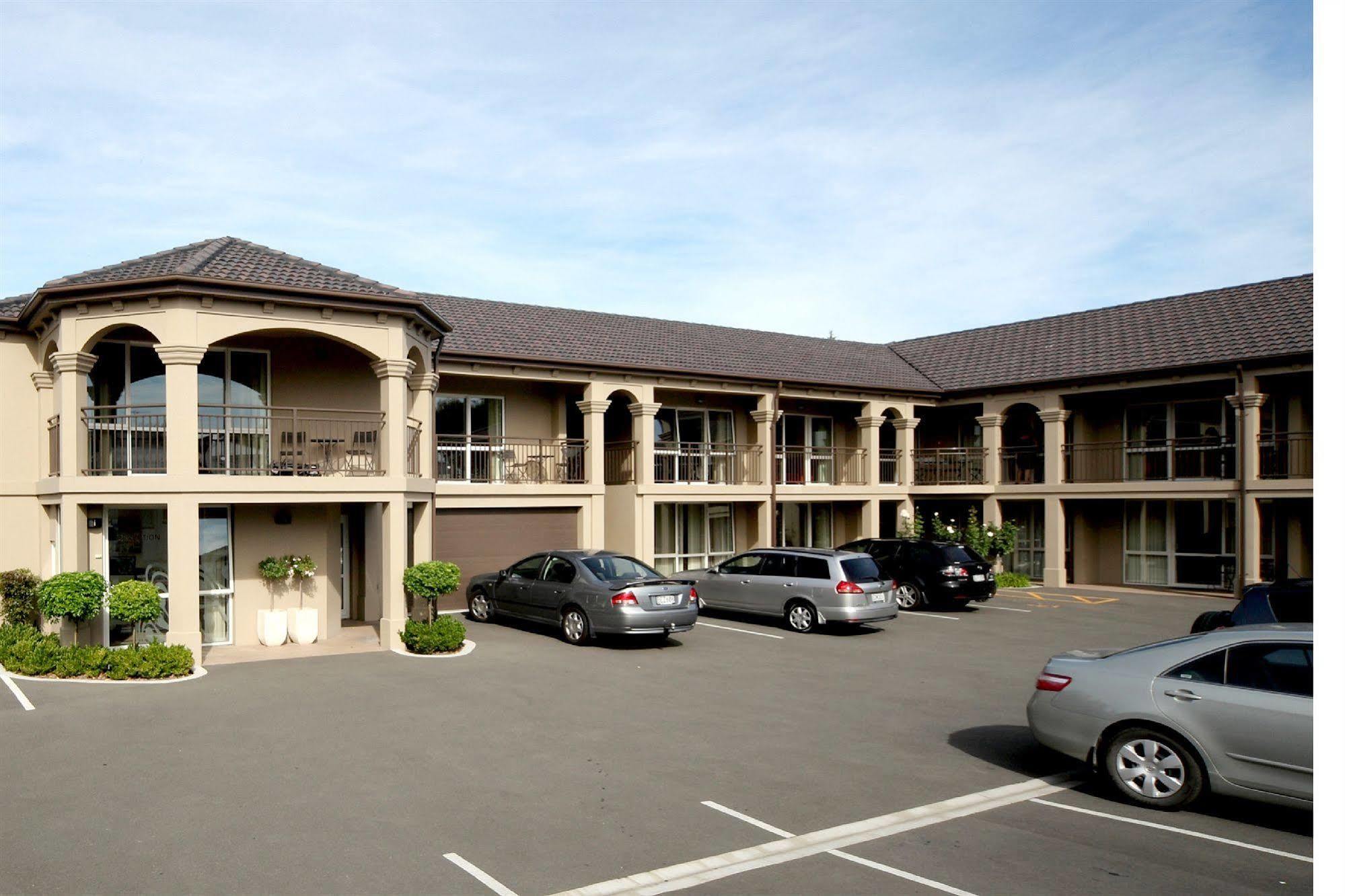 Salerno Motel Apartments Christchurch Eksteriør bilde The Inn at the Opera