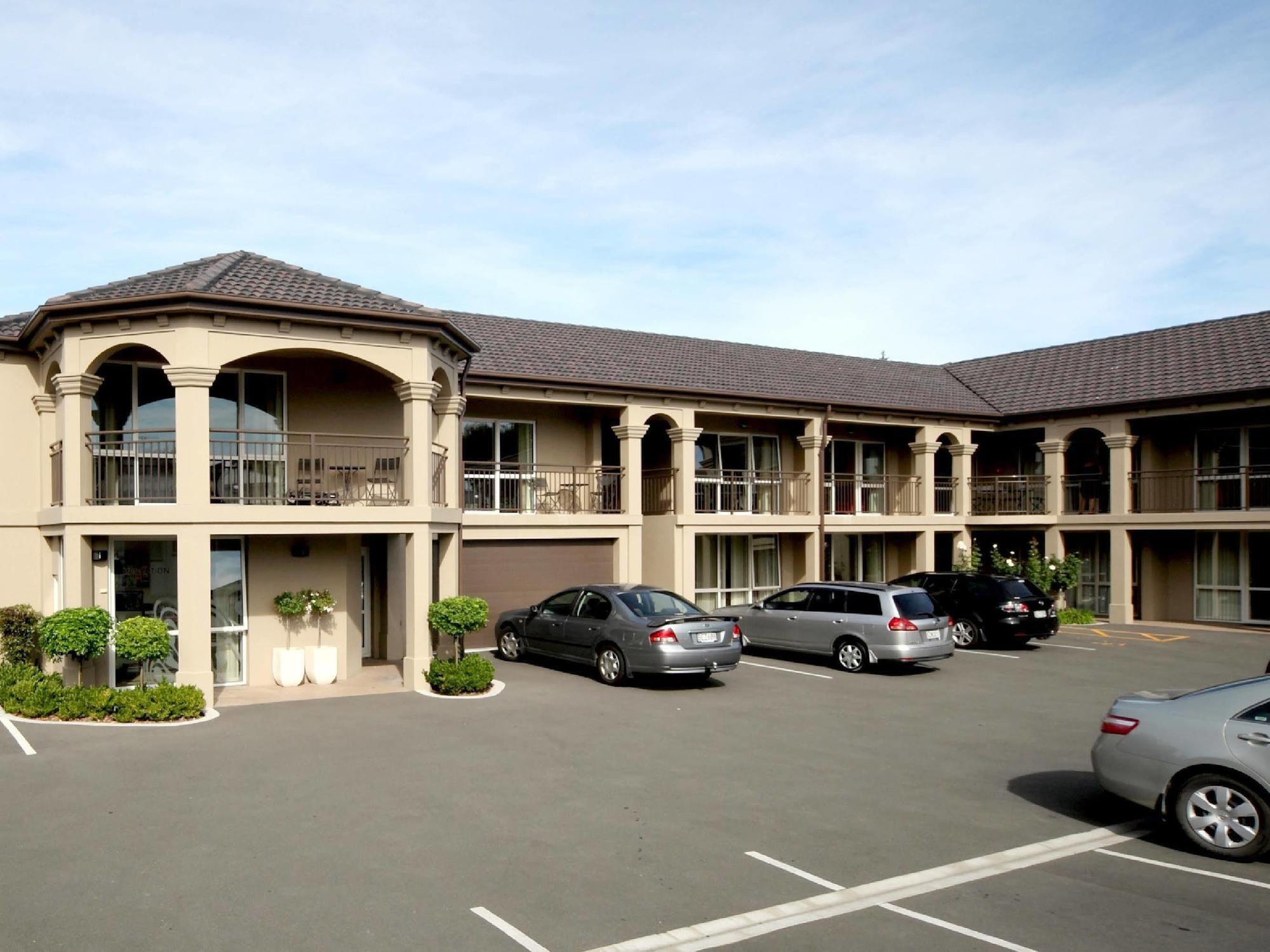 Salerno Motel Apartments Christchurch Eksteriør bilde The hotel's exterior